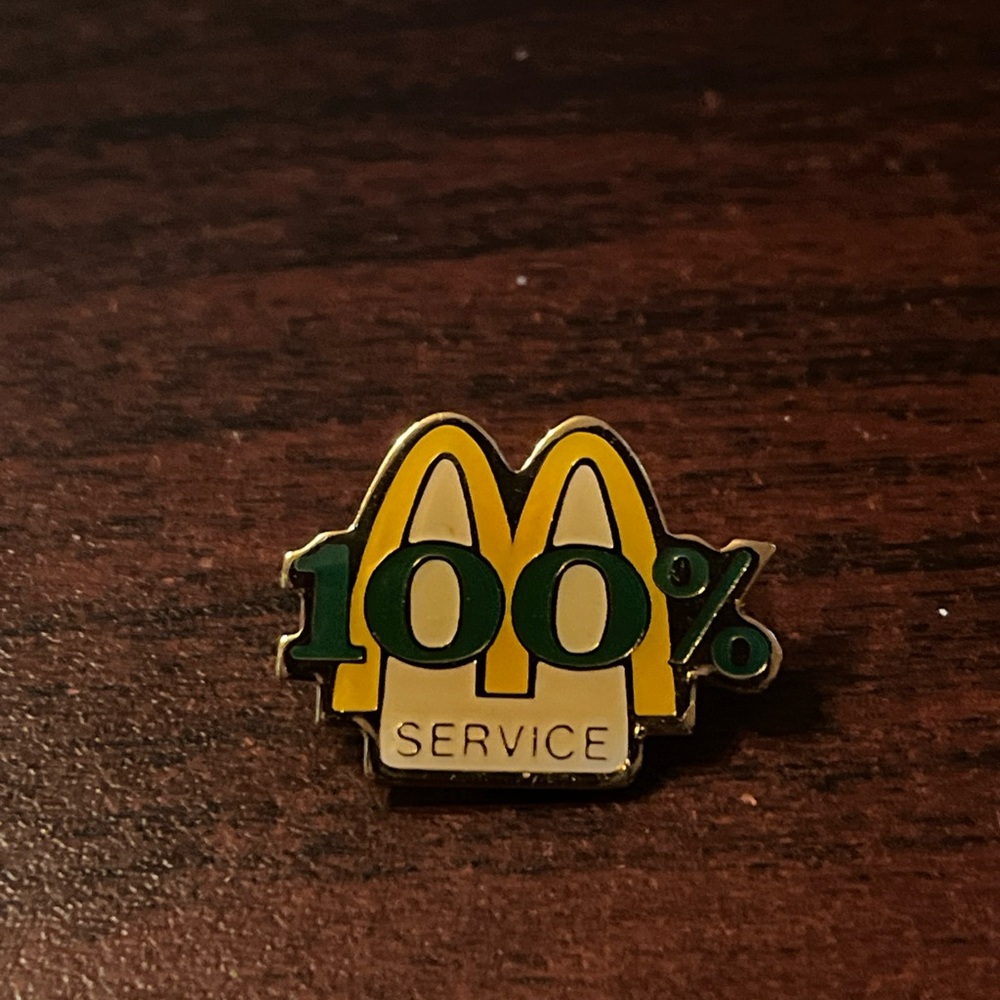 Vintage McDonald’s Golden Arches 100% Service‎ Employee Lapel Hat Pin